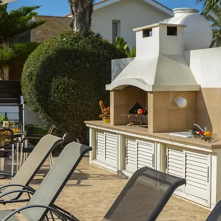 Anthea 12 Villa