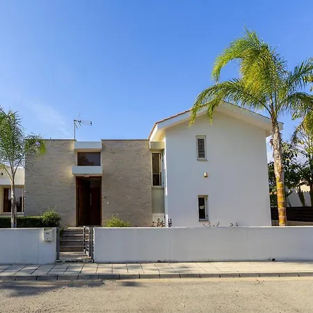 Anthea 12 Villa